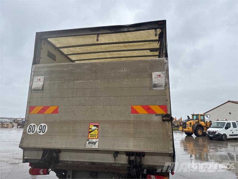 Renault Midlum Camion Fourgon 220 DXi 4x2 Van Truck ボックスボディー、ウイング、箱車