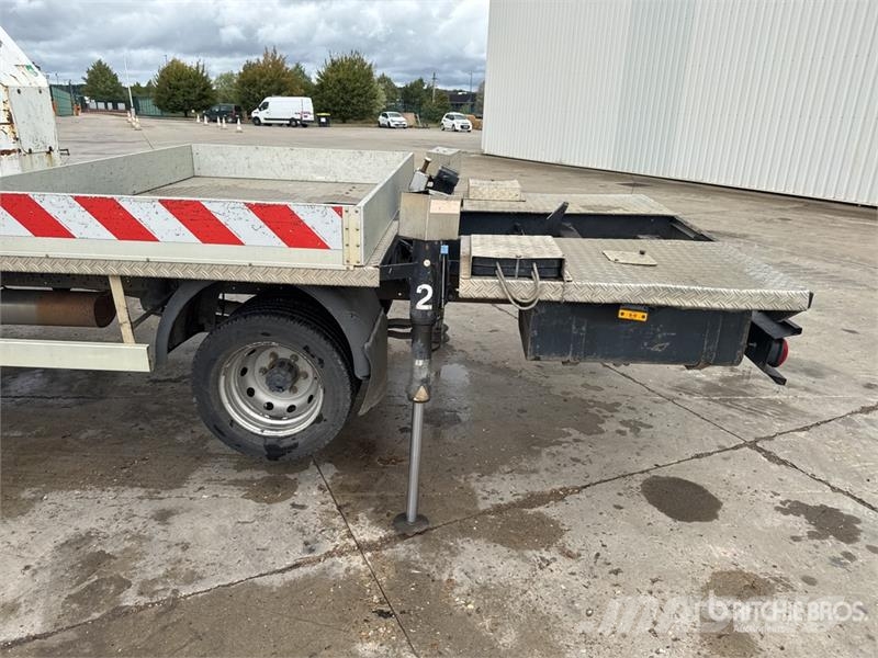 Renault MT 202 20 m on Renault Maxity 120 DXi 4x2 Camion N Camion nacelle