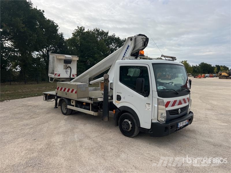 Renault MT182AZ 18 m on Renault F241 Camion Nacelle Bucket Avtokošare