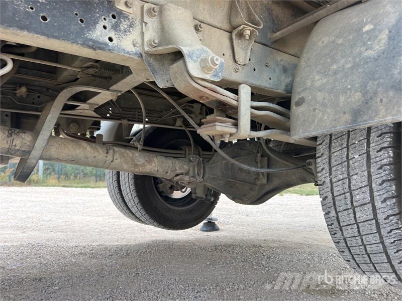 Renault MT182AZ 18 m on Renault F241 Camion Nacelle Bucket Avtokošare