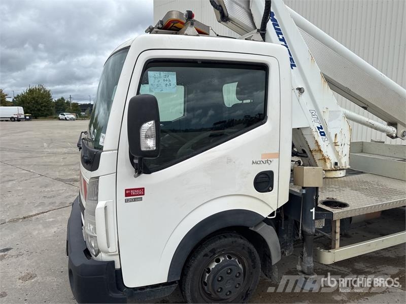 Renault MT202 20 m on Renault Maxity 120 DXi 4x2 Camion Na Autoplošiny