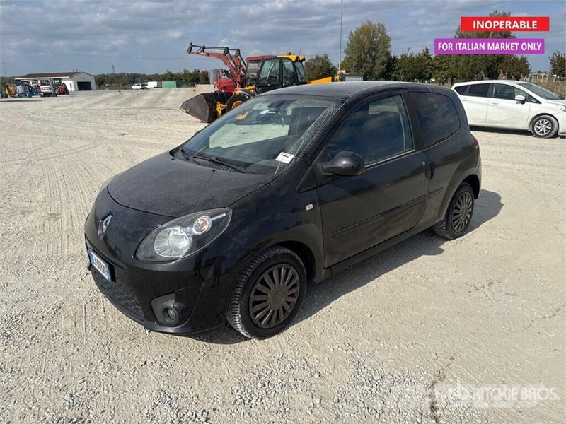 Renault New Twingo Automobile (Inoperable) سيارات