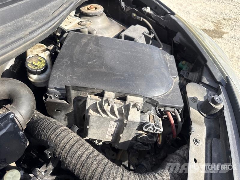 Renault New Twingo Automobile (Inoperable) Automašīnas