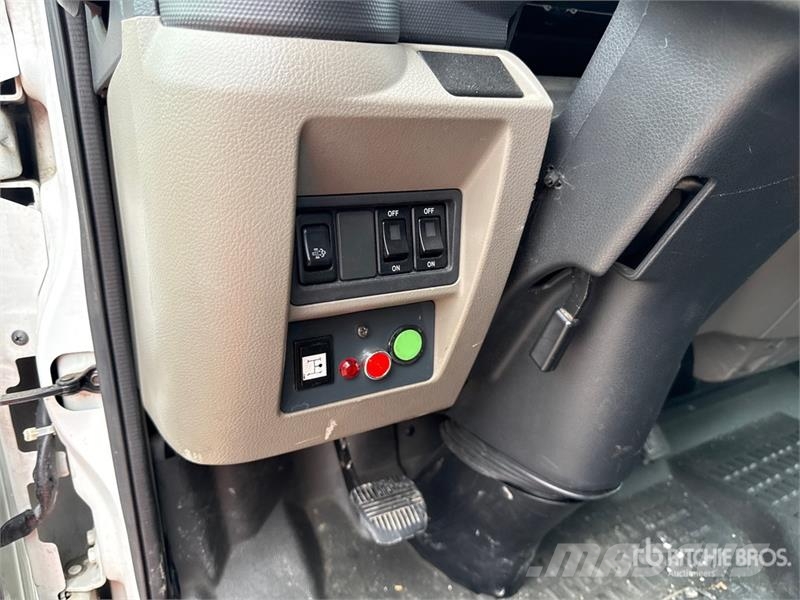 Renault Pagliero MJ201 20 m on Renault Maxity 140DXi Bucke Auto košare