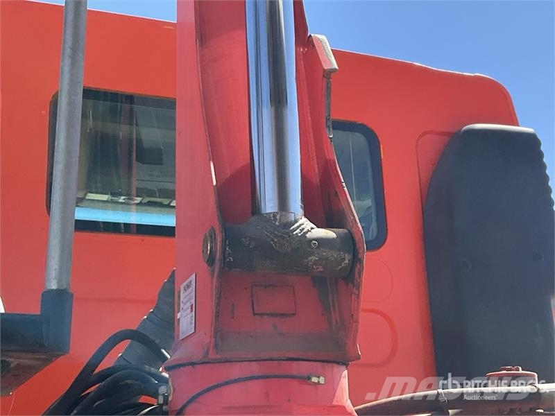 Renault Palfinger PK15500 on Renault Kerax 260 4x2 Dump T Crane trucks