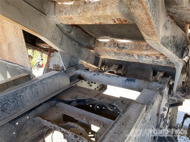 Renault Palfinger PK15500 on Renault Kerax 260 4x2 Dump T Crane trucks