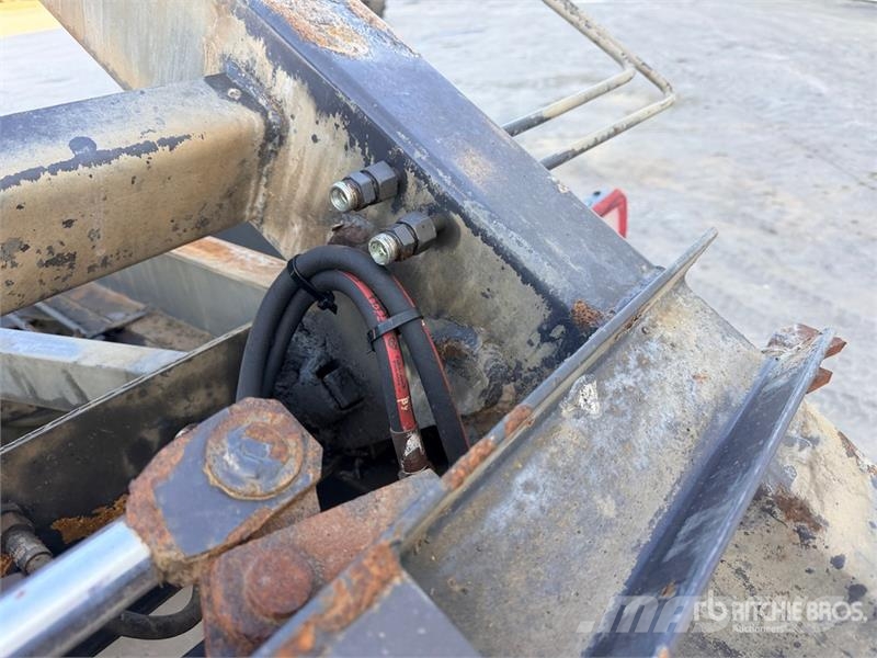 Renault Palfinger PK4501 2600 kg on  Renault Premium 4x2 C Kranwagen