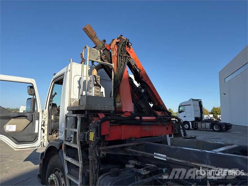 Renault Palfinger PK4501 2600 kg on  Renault Premium 4x2 C Kranwagen