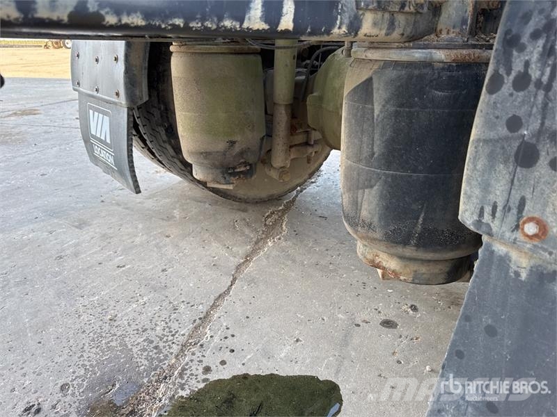 Renault Palfinger PK4501 2600 kg on  Renault Premium 4x2 C Kranwagen