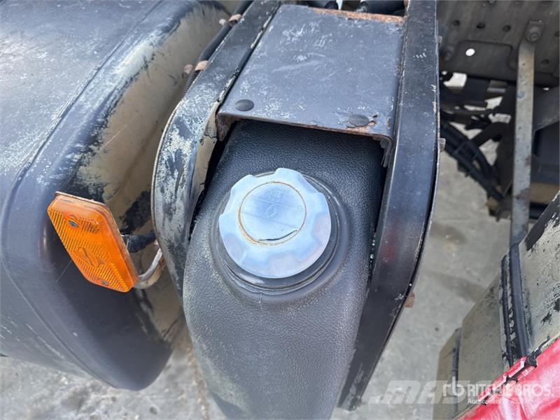 Renault Palfinger PK4501 2600 kg on  Renault Premium 4x2 C Kranwagen