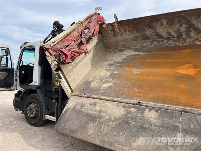 Renault PK16001-KB 3900 kg on Renault Premium Lander 380 D شاحنات الرافعات