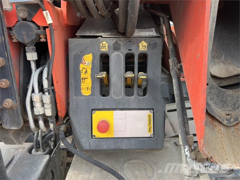 Renault PK16001-KB 3900 kg on Renault Premium Lander 380 D شاحنات الرافعات