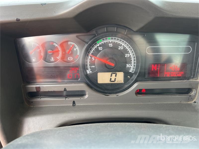 Renault PK16001-KB 3900 kg on Renault Premium Lander 380 D شاحنات الرافعات
