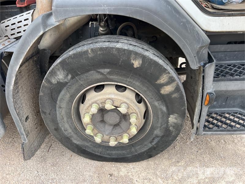 Renault PK16001-KB 3900 kg on Renault Premium Lander 380 D شاحنات الرافعات