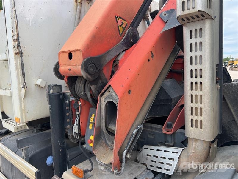 Renault PK16001-KB 3900 kg on Renault Premium Lander 380 D شاحنات الرافعات