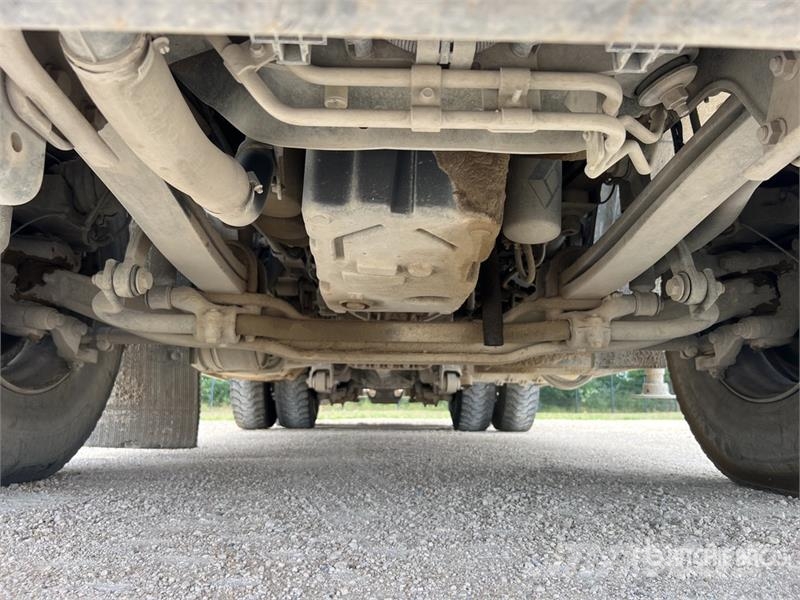 Renault PK16001-KB 3900 kg on Renault Premium Lander 380 D شاحنات الرافعات