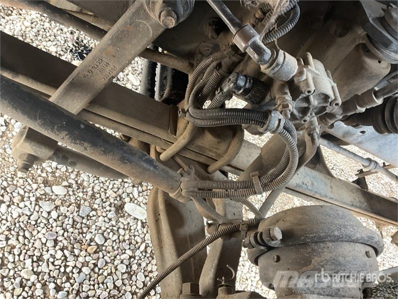 Renault PK23500 Knuckle Boom on Renault 385.26 6x2 Flatbed Kamioni sa kranom