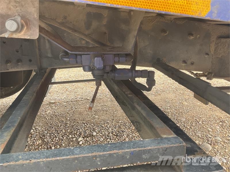 Renault PK23500 Knuckle Boom on Renault 385.26 6x2 Flatbed Kamioni sa kranom