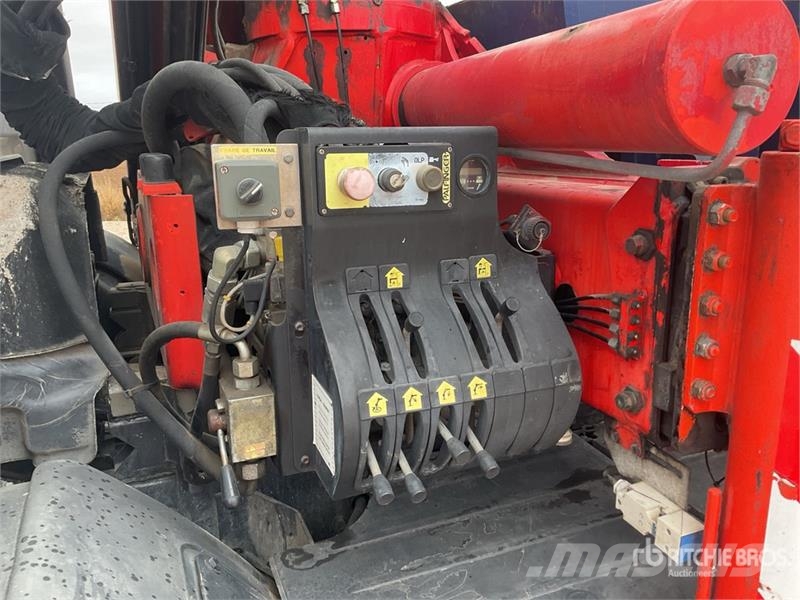 Renault PK23500 Knuckle Boom on Renault 385.26 6x2 Flatbed Kamioni sa kranom