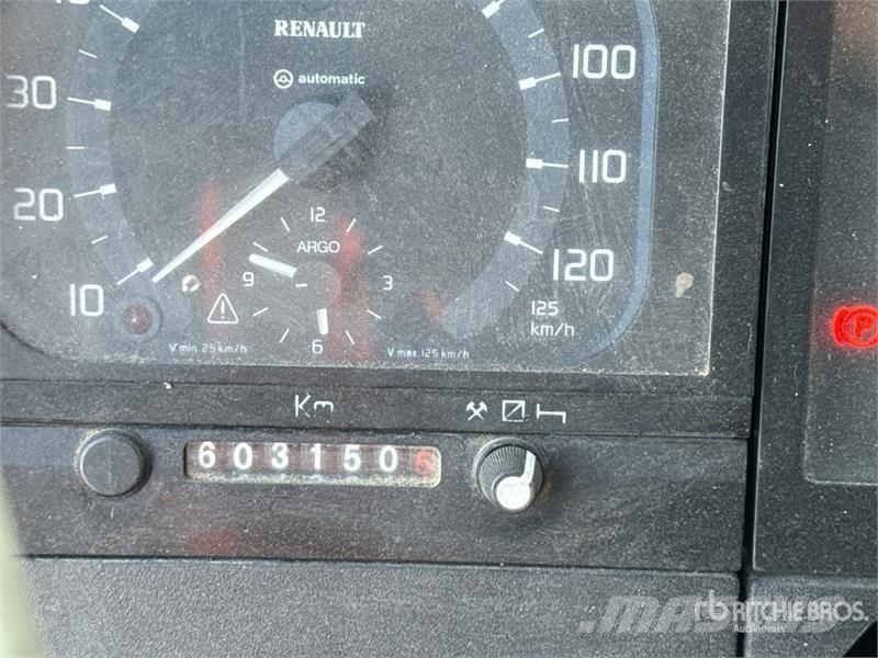Renault Premium Camion Plateau 4x2 Flatbed Truck شاحنات مسطحة/مفصلية الجوانب
