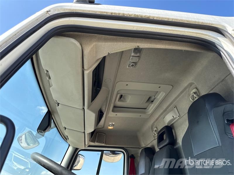 Renault Premium D26 Wide 6x2 Waste Collection Truck Komunalni tovornjaki