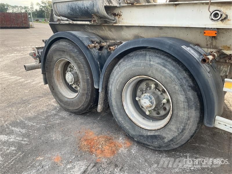 Renault Premium Lander 430.19 T3M 4x4 S/A Sleeper Truck Tr Trekkvogner