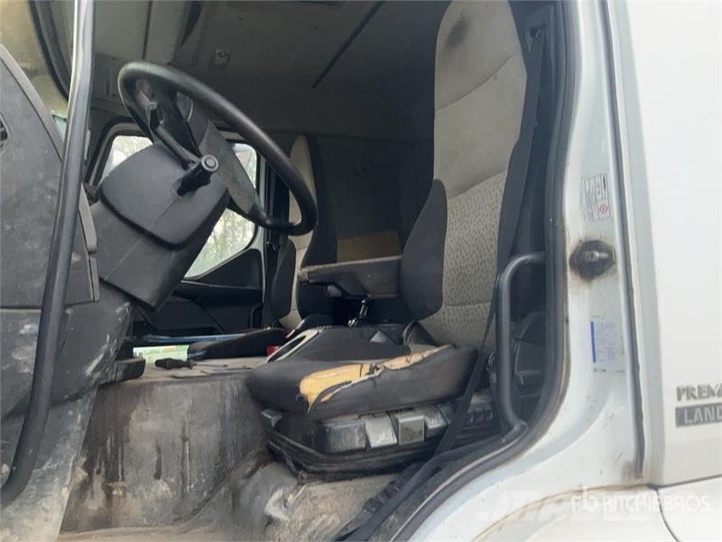 Renault Premium Lander 430.19 T3M 4x4 S/A Sleeper Truck Tr Trekkvogner