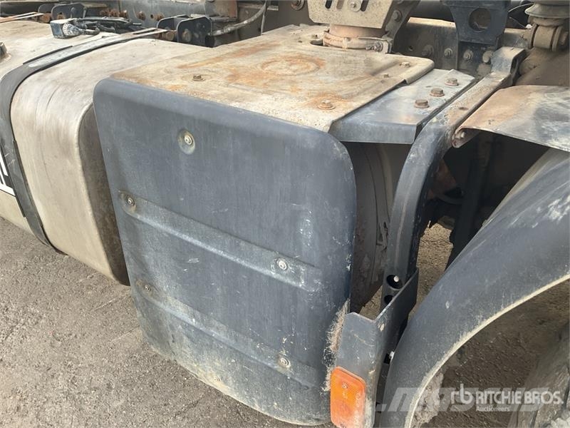 Renault Premium Lander 430.19 T3M 4x4 S/A Sleeper Truck Tr Trekkvogner