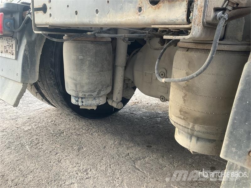 Renault Premium Lander 430.19 T3M 4x4 S/A Sleeper Truck Tr Trekkvogner