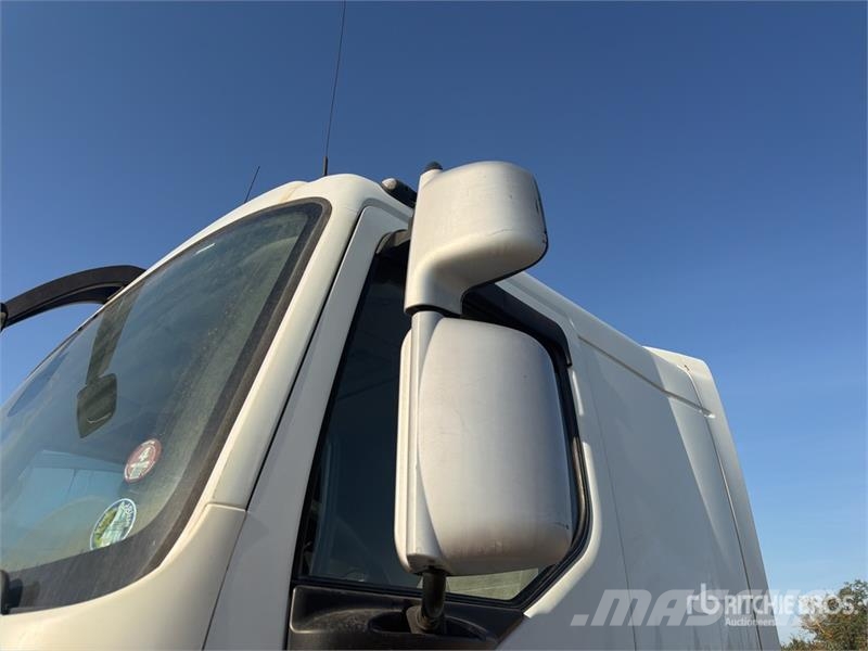 Renault Prenium 450Dxi 4x2 Tracteur Routier Cabine Couchet 牵引车