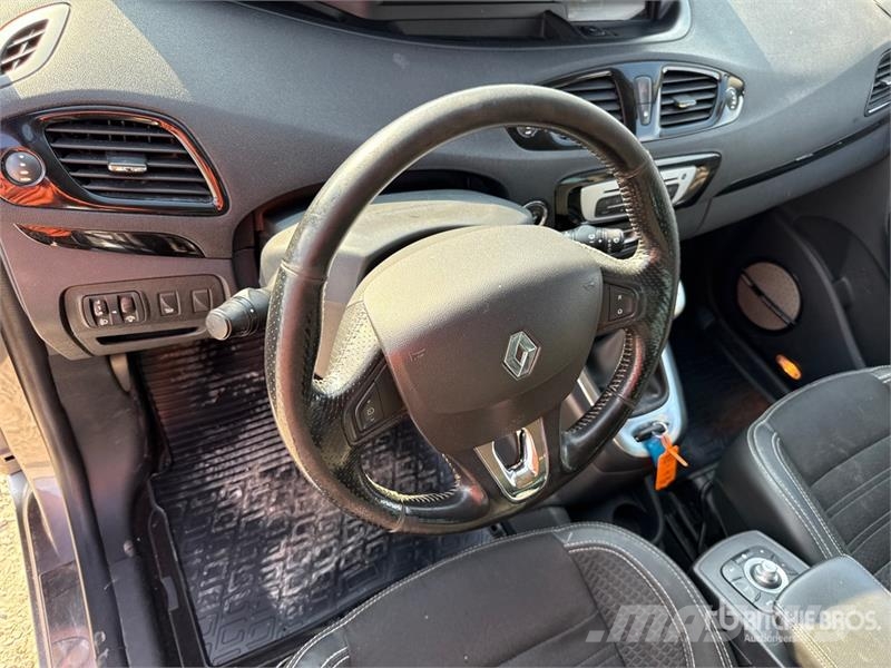Renault Scenic X-Mod Automobile Automobili