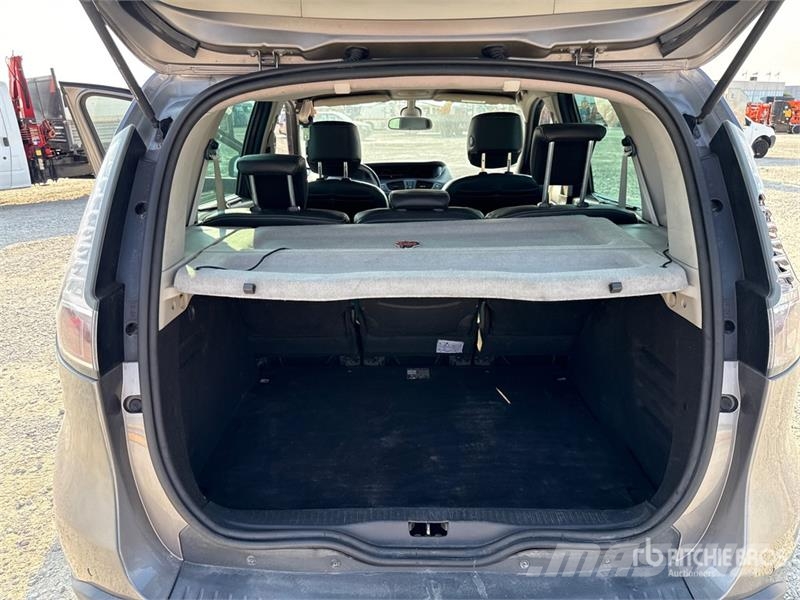 Renault Scenic X-Mod Automobile Automobili