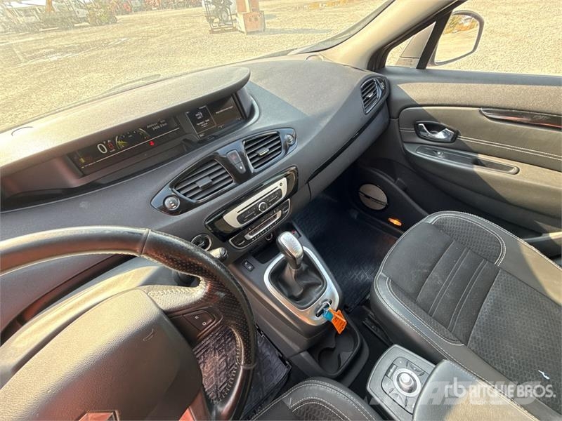 Renault Scenic X-Mod Automobile Automobili
