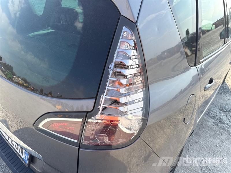 Renault Scenic X-Mod Automobile Automobili