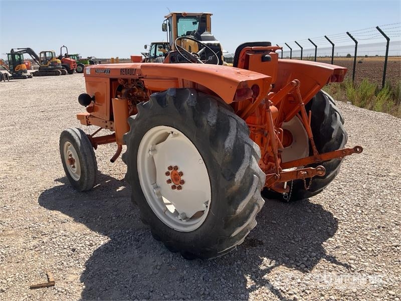 Renault Super 7E 2WD Tractor Tractoren