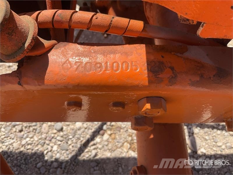 Renault Super 7E 2WD Tractor Tractoren
