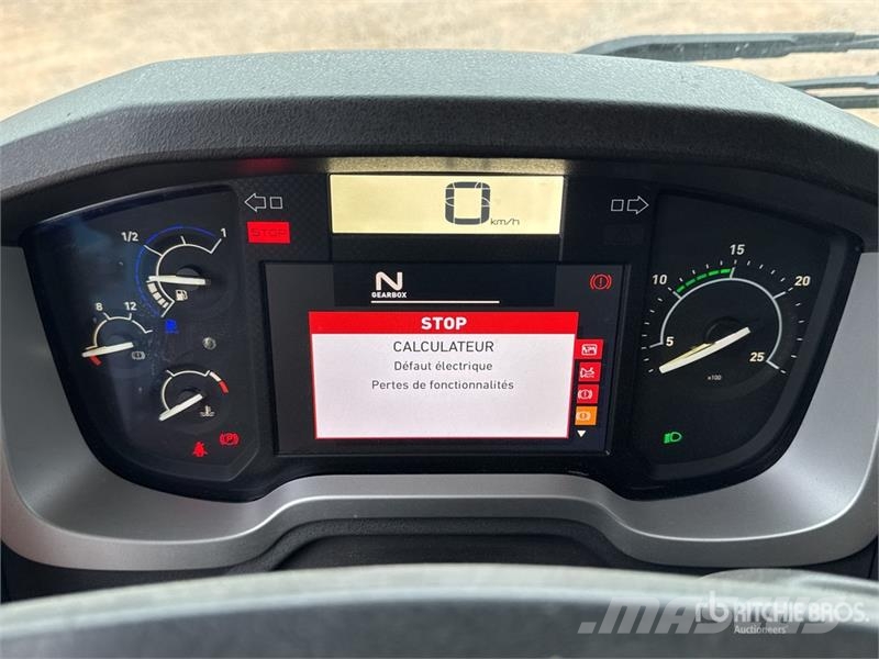 Renault T460 中古トラクターヘッド | トレーラーヘッド