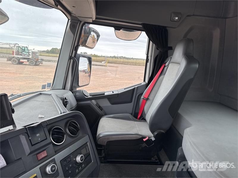 Renault T460 中古トラクターヘッド | トレーラーヘッド