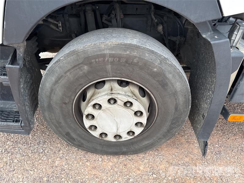 Renault T460 中古トラクターヘッド | トレーラーヘッド