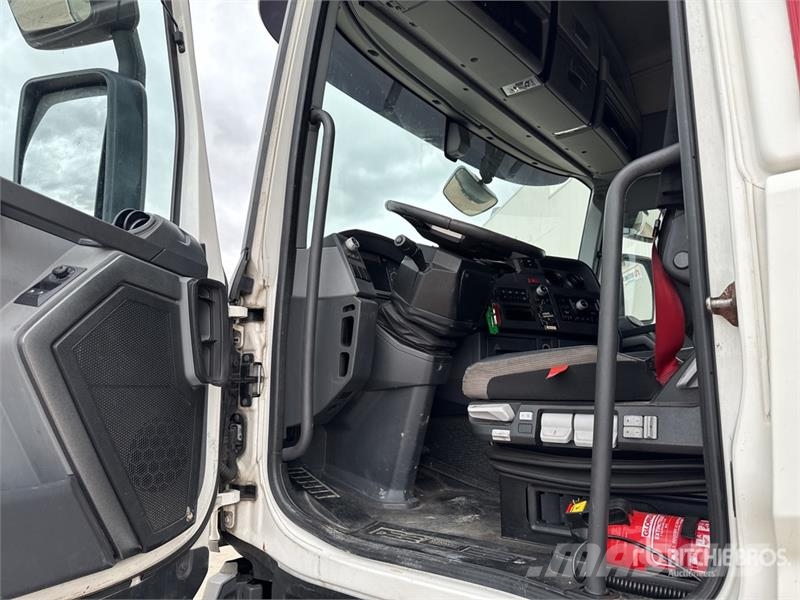 Renault T460 Τράκτορες