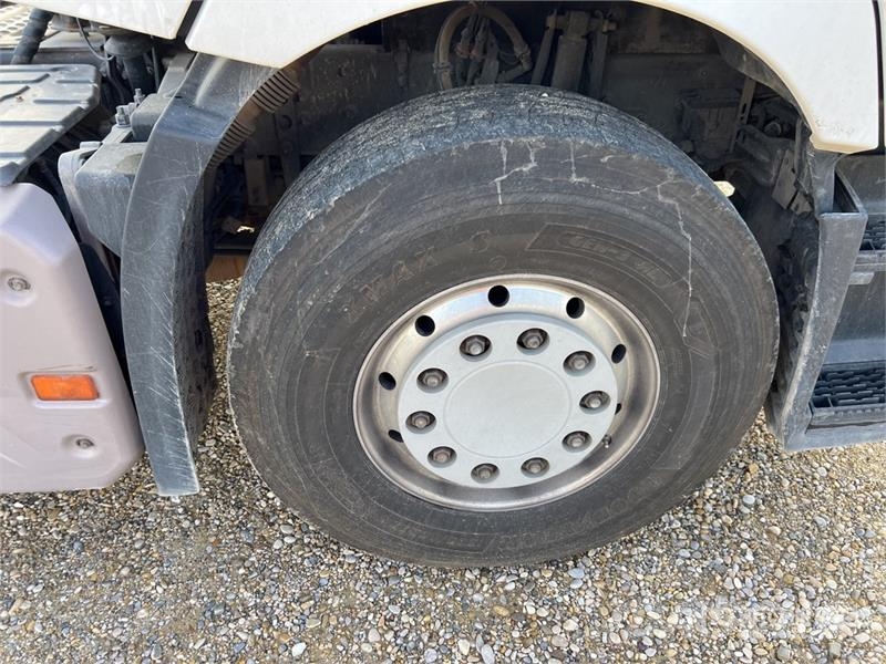 Renault T460 COMFORT 4x2 Tracteur Routier Cabine Couchette Vlačilci