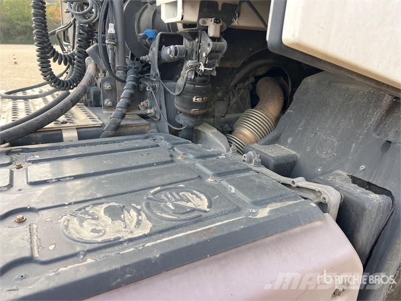 Renault T460 COMFORT 4x2 Tracteur Routier Cabine Couchette Vlačilci