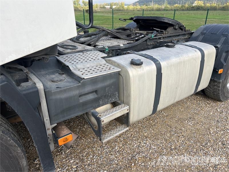 Renault T460 COMFORT 4x2 Tracteur Routier Cabine Couchette Vlačilci