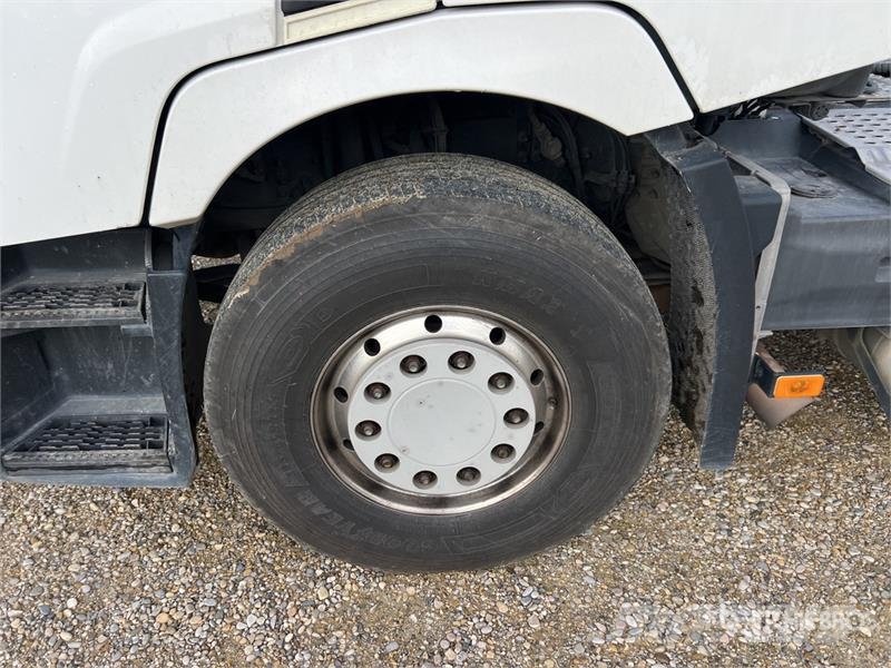 Renault T460 COMFORT 4x2 Tracteur Routier Cabine Couchette Vlačilci