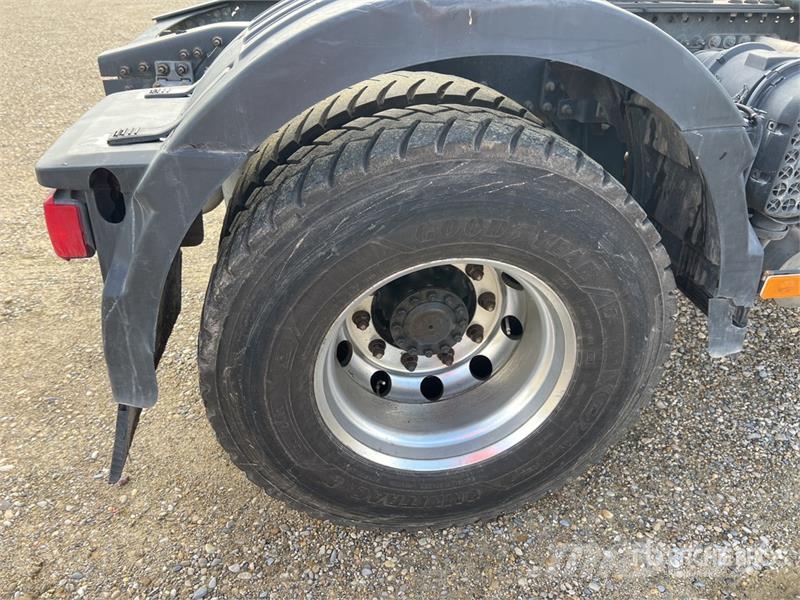 Renault T460 COMFORT 4x2 Tracteur Routier Cabine Couchette Vlačilci