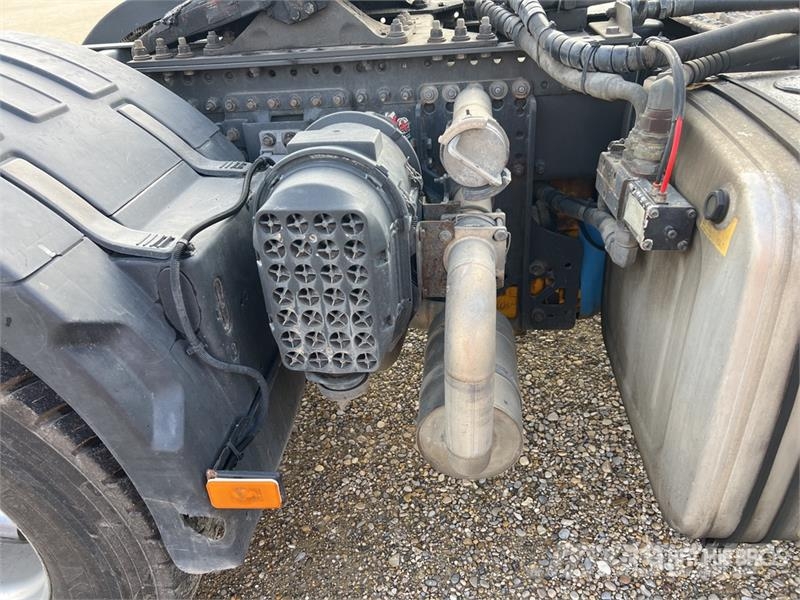 Renault T460 COMFORT 4x2 Tracteur Routier Cabine Couchette Vlačilci
