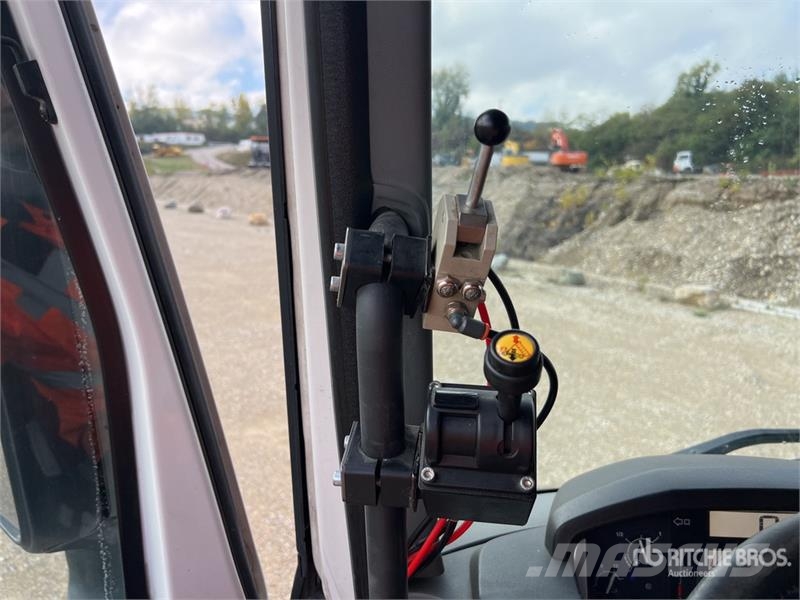 Renault T460 COMFORT 4x2 Tracteur Routier Cabine Couchette Vlačilci