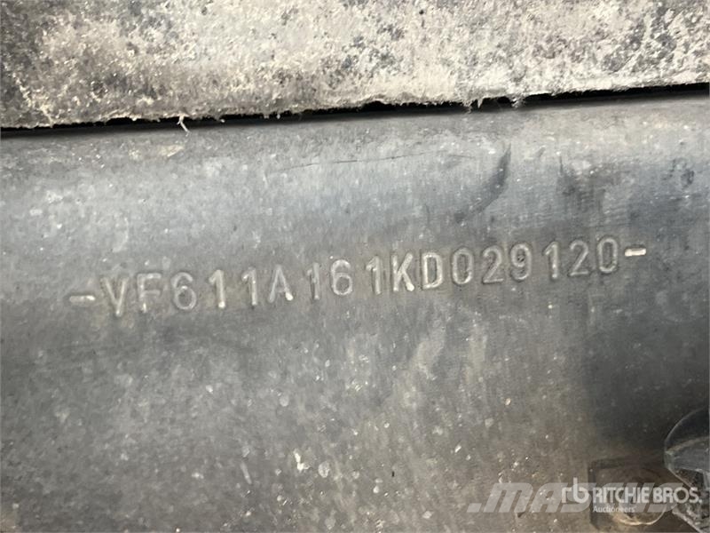 Renault T460 COMFORT 4x2 Tracteur Routier Cabine Couchette Vlačilci