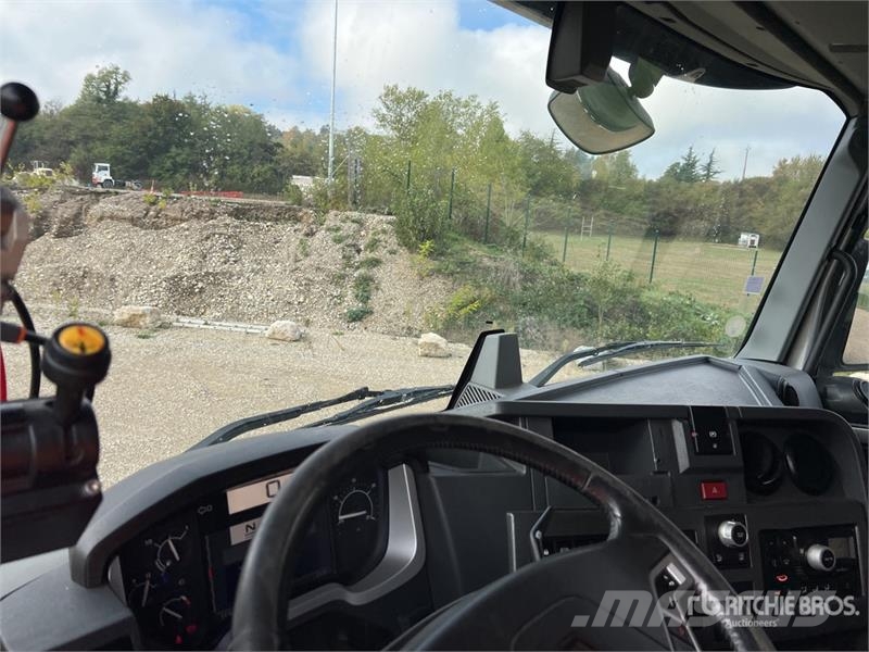Renault T460 COMFORT 4x2 Tracteur Routier Cabine Couchette Vlačilci