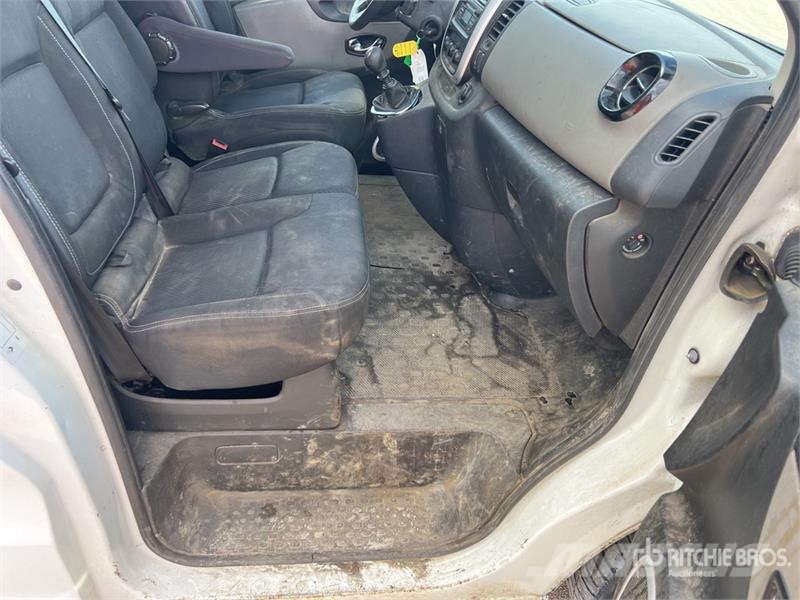 Renault Trafic Lätta skåpbilar